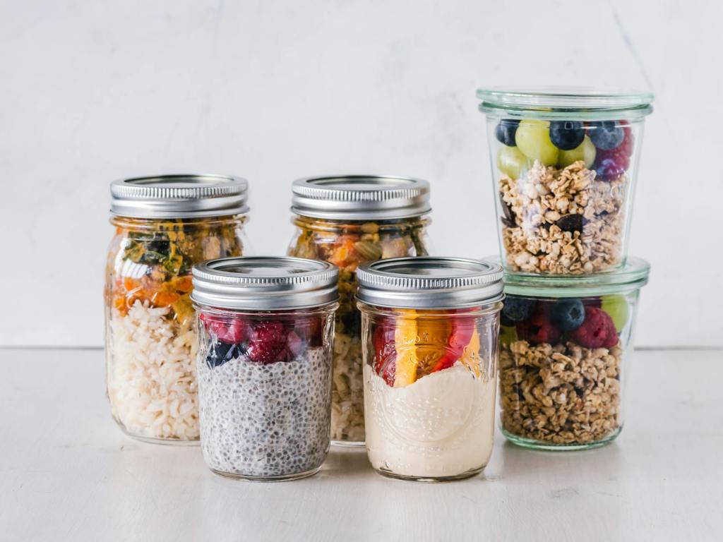 Kitchen Swap #3 – From Plastic to Glass: A Healthier Way to Store Your&nbsp;Food