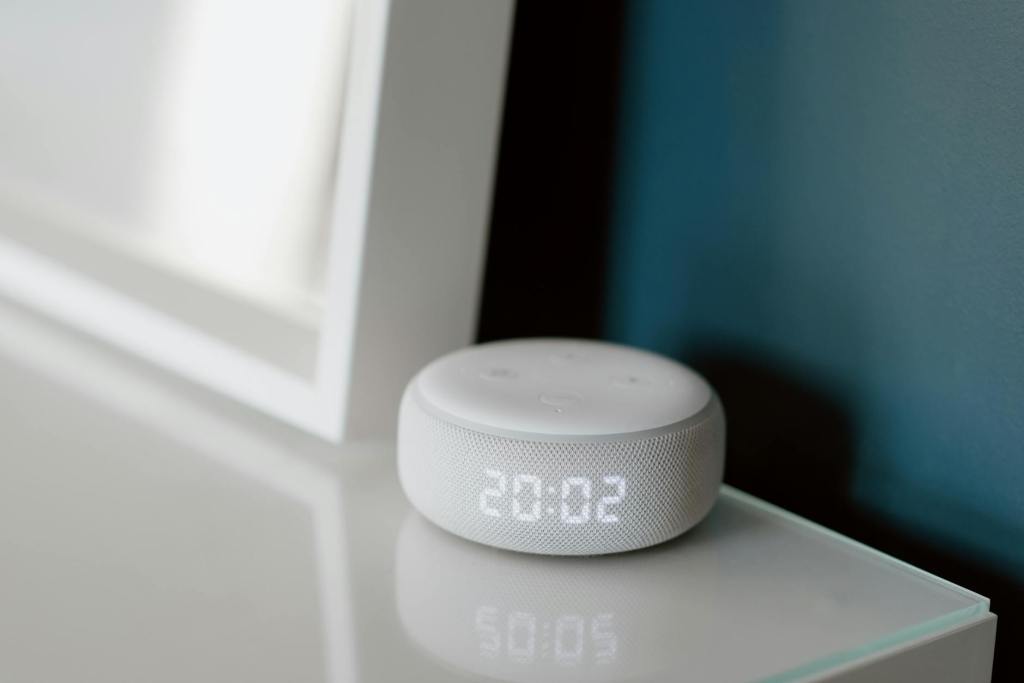 10 Smart Home Devices To Use While&nbsp;Traveling
